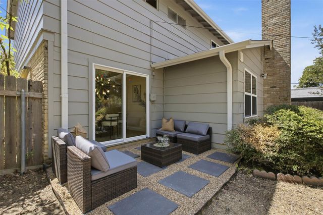 6904 Langston DR, Austin, TX 78723