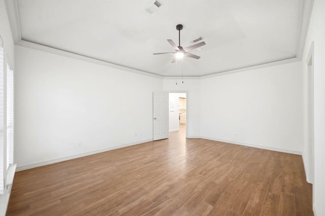 5925 Ranch Lake Drive, Magnolia, TX 77354