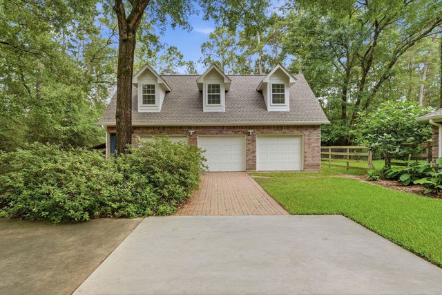 5925 Ranch Lake Drive, Magnolia, TX 77354