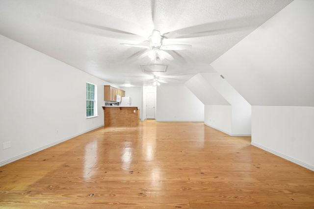 5925 Ranch Lake Drive, Magnolia, TX 77354