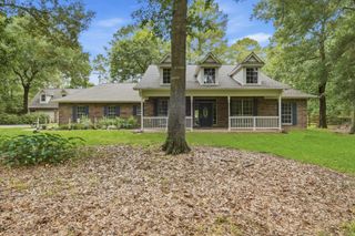 5925 Ranch Lake Drive, Magnolia, TX 77354