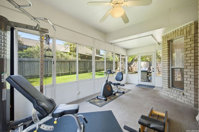 9710 Mid Circle, San Antonio, TX 78230