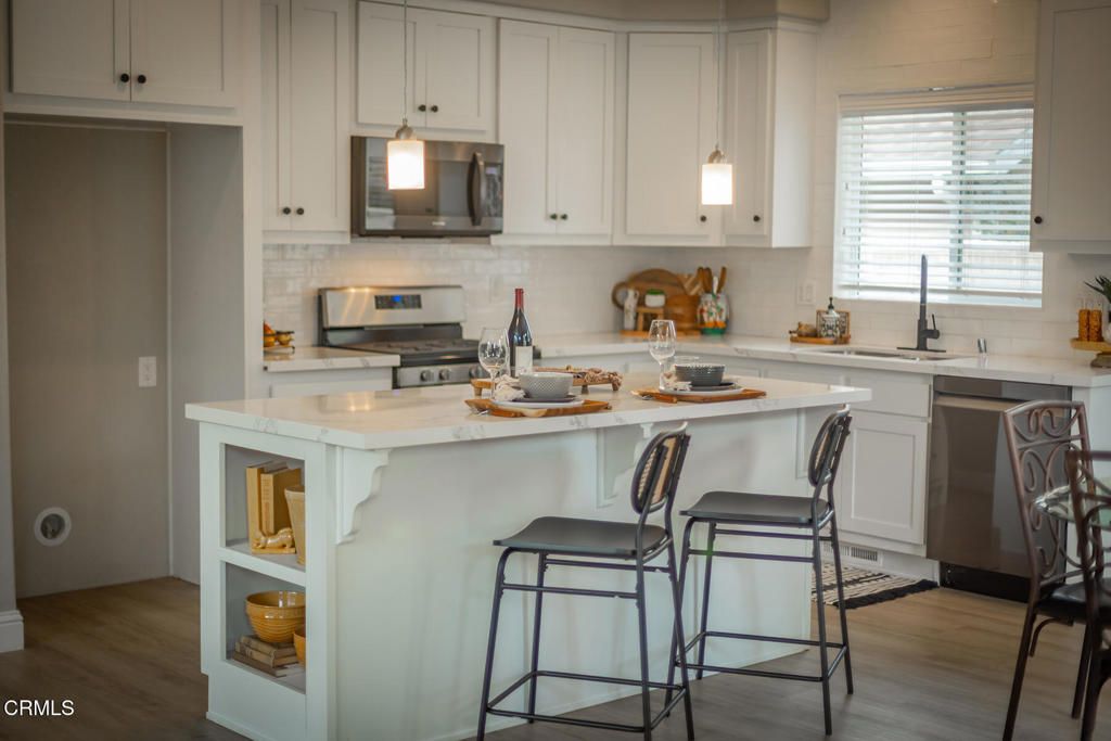 Image 10 of property listing at 125 N Alvarado Street, Ojai, CA 93023