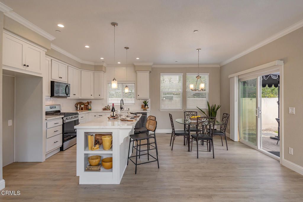 Image 14 of property listing at 125 N Alvarado Street, Ojai, CA 93023