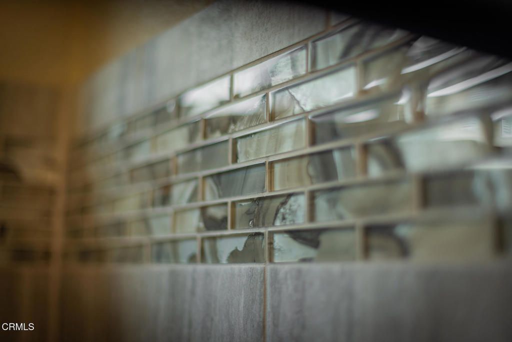 Image 20 of property listing at 125 N Alvarado Street, Ojai, CA 93023