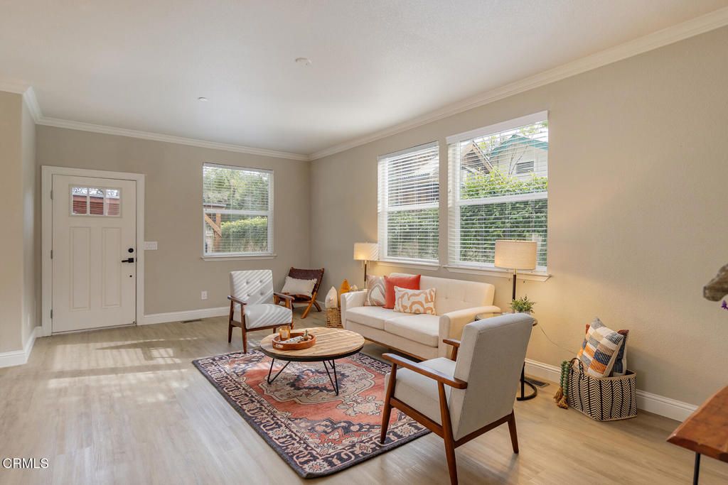 Image 7 of property listing at 125 N Alvarado Street, Ojai, CA 93023