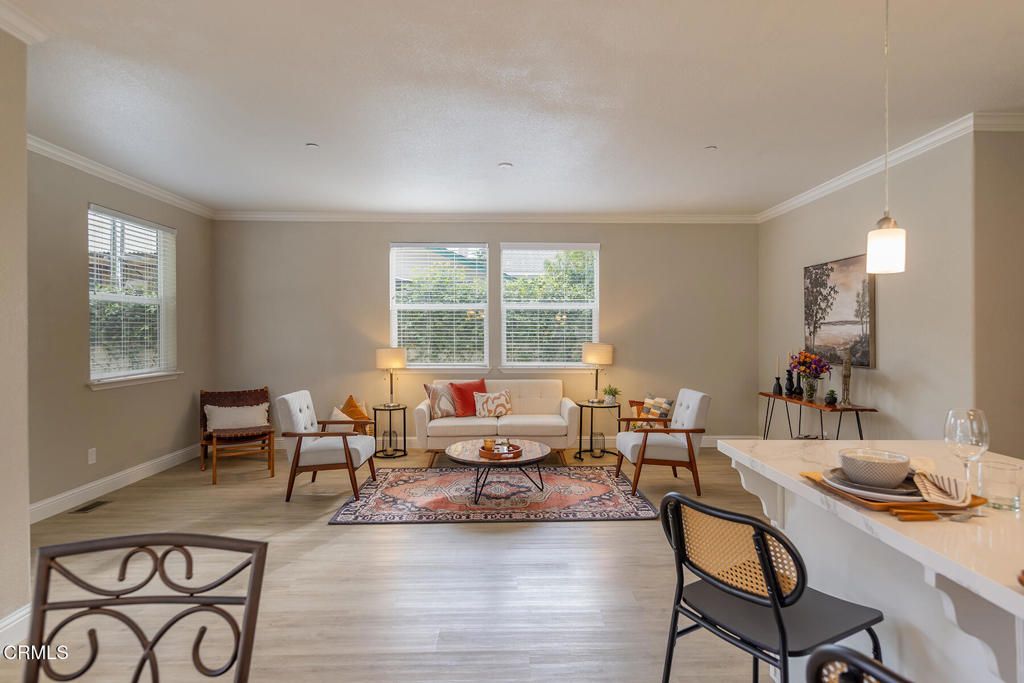 Image 8 of property listing at 125 N Alvarado Street, Ojai, CA 93023