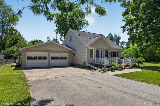 242 Monroe Street, Webberville, MI 48892