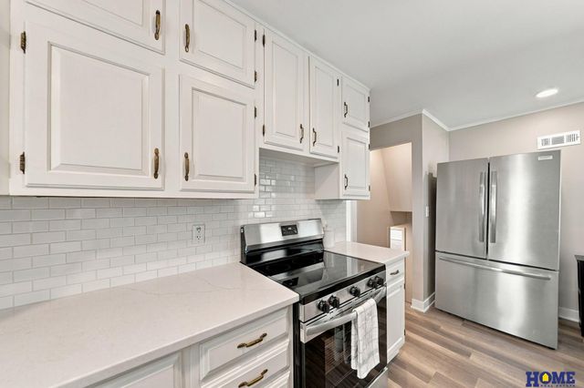 225 S 46th Street, Lincoln, NE 68510