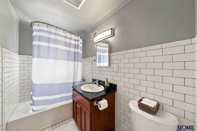 225 S 46th Street, Lincoln, NE 68510