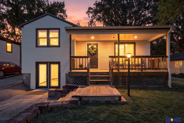 225 S 46th Street, Lincoln, NE 68510