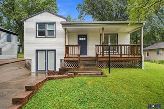 225 S 46th Street, Lincoln, NE 68510