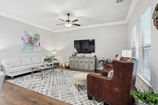 2220 Bald Cypress Dr, Baton Rouge, LA 70835