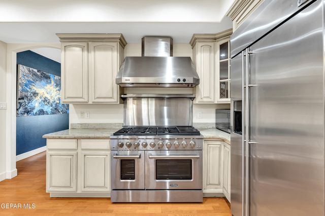 5536 Ventana Del Sol Drive, El Paso, TX 79912