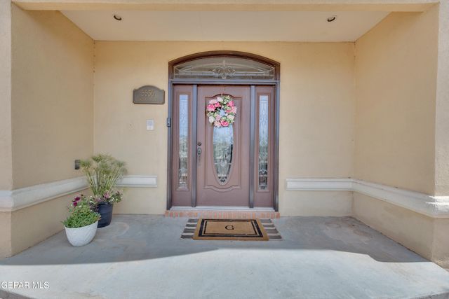 5536 Ventana Del Sol Drive, El Paso, TX 79912