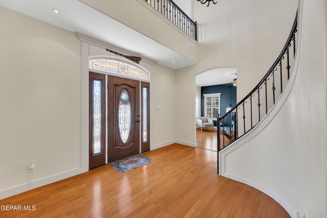 5536 Ventana Del Sol Drive, El Paso, TX 79912