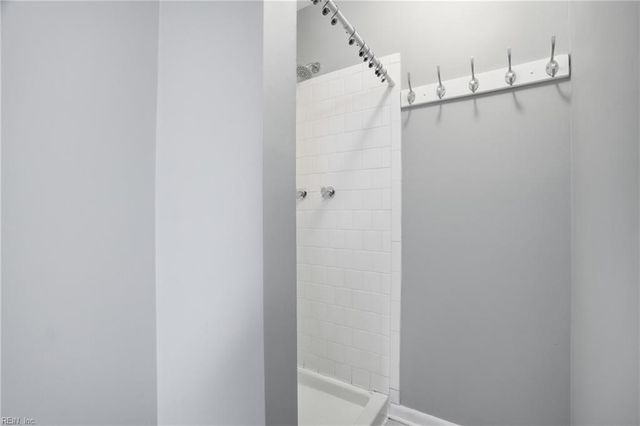 710 Waters DR, Virginia Beach, VA 23462