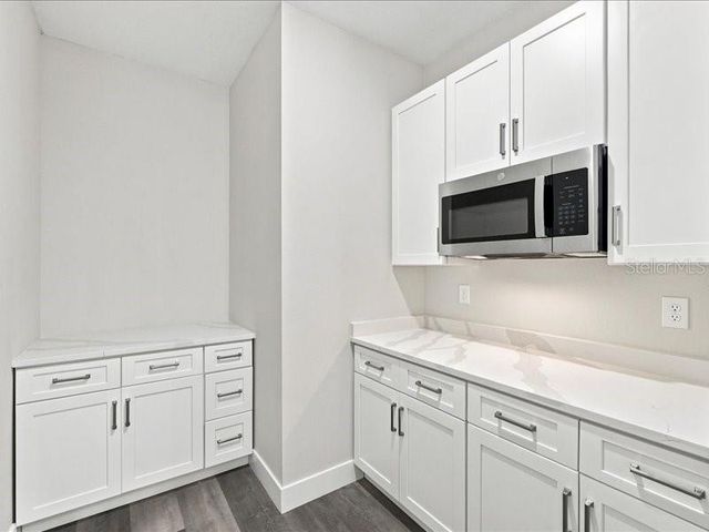 2011 RECKER HIGHWAY, Winter Haven, FL 33880