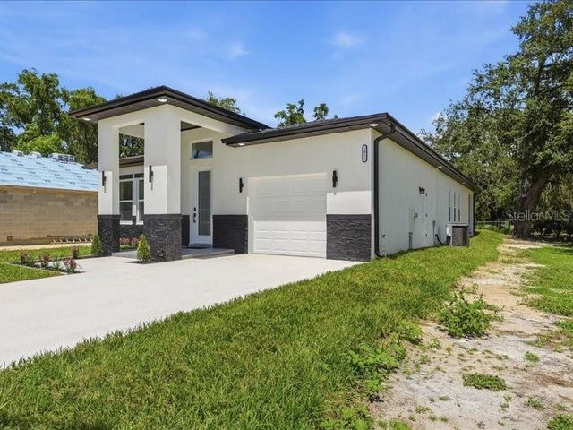 2011 RECKER HIGHWAY, Winter Haven, FL 33880