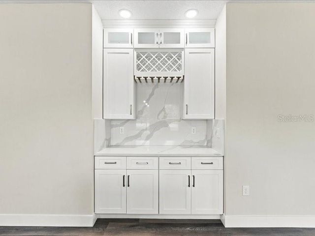 2011 RECKER HIGHWAY, Winter Haven, FL 33880