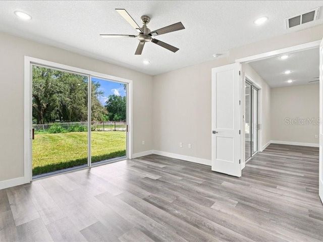 2011 RECKER HIGHWAY, Winter Haven, FL 33880