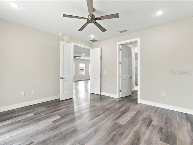 2011 RECKER HIGHWAY, Winter Haven, FL 33880