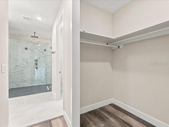 2011 RECKER HIGHWAY, Winter Haven, FL 33880