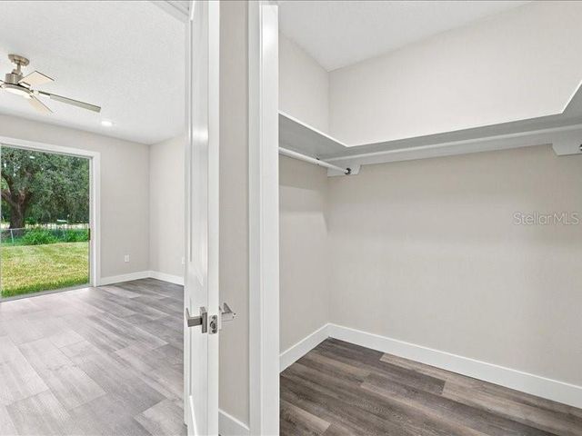 2011 RECKER HIGHWAY, Winter Haven, FL 33880