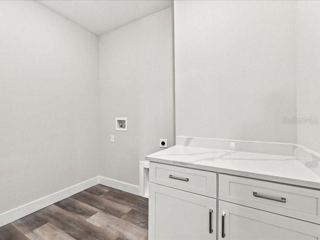 2011 RECKER HIGHWAY, Winter Haven, FL 33880