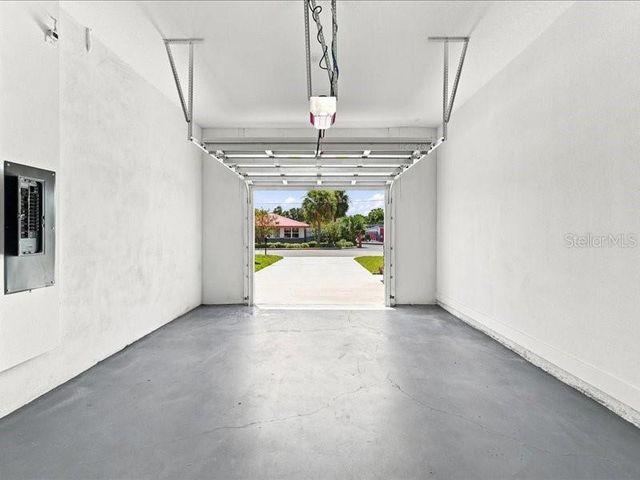 2011 RECKER HIGHWAY, Winter Haven, FL 33880