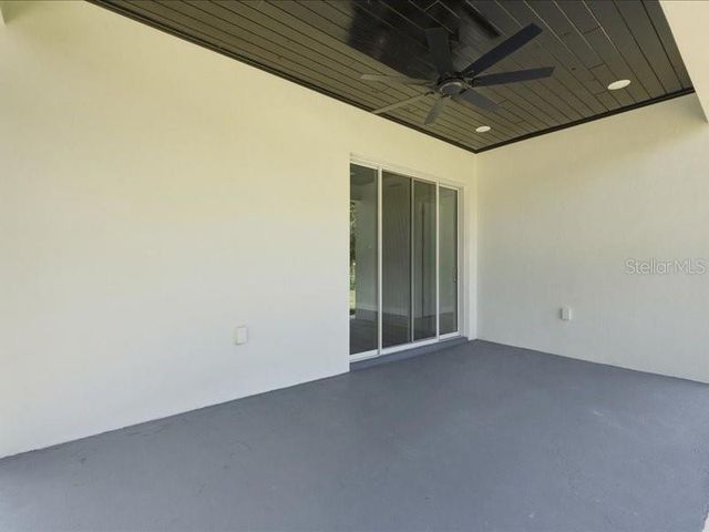 2011 RECKER HIGHWAY, Winter Haven, FL 33880