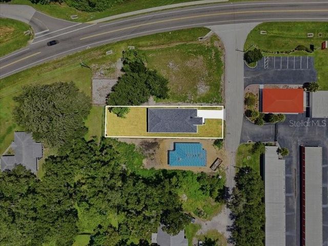 2011 RECKER HIGHWAY, Winter Haven, FL 33880