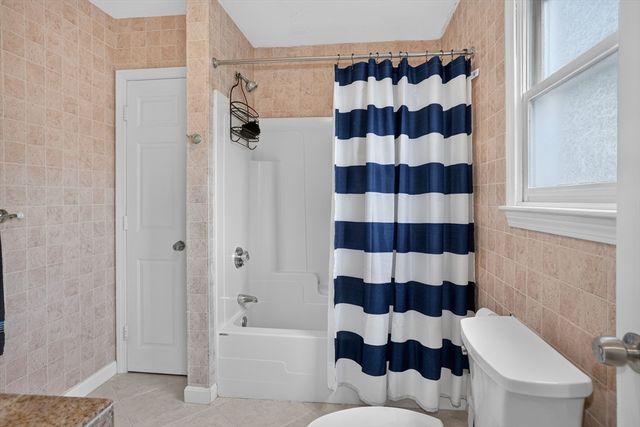 187 Stevens St, Marlborough, MA 01752
