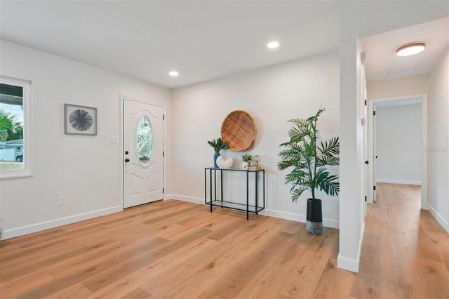 9210 108TH STREET, Seminole, FL 33772