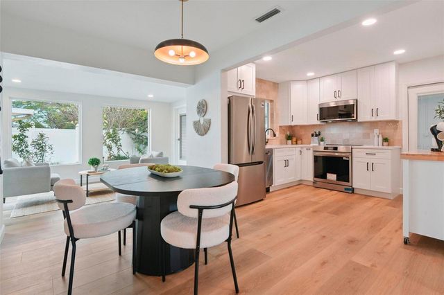 9210 108TH STREET, Seminole, FL 33772