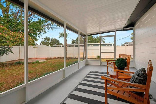 9210 108TH STREET, Seminole, FL 33772