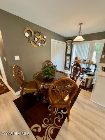 3869 Robin Road, Ayden, NC 28513