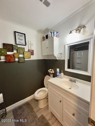 3869 Robin Road, Ayden, NC 28513
