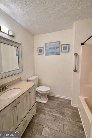 606 Wood Ridge Drive, Woodstock, GA 30189