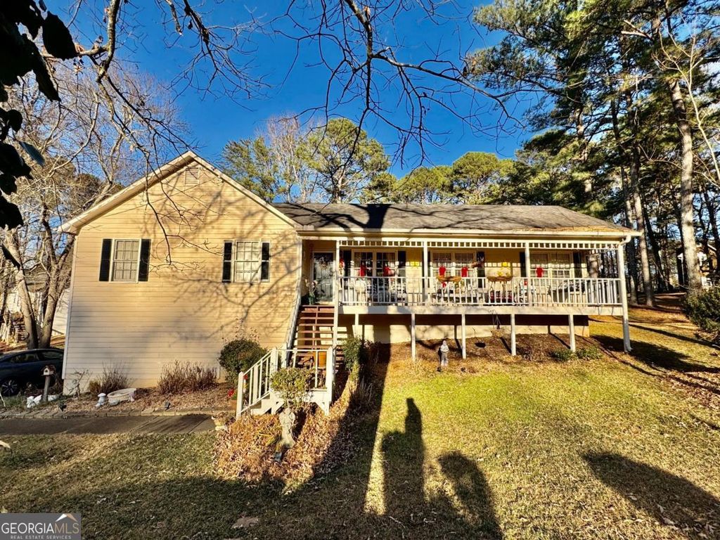 606 Wood Ridge Drive, Woodstock, GA 30189