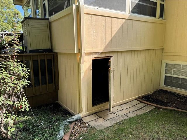 2212 S 19th Terrace, Leavenworth, KS 66048