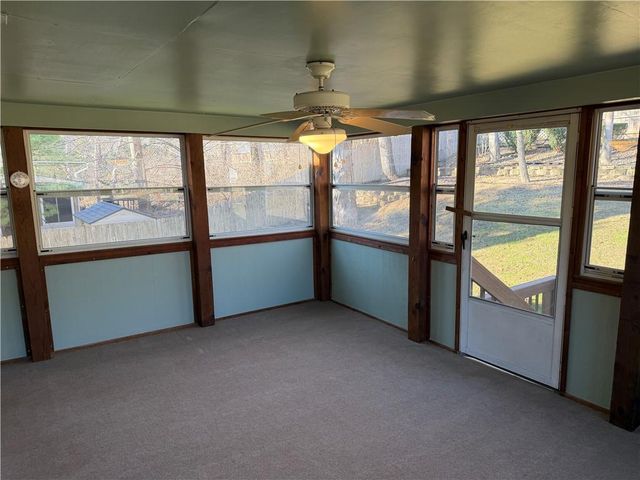2212 S 19th Terrace, Leavenworth, KS 66048