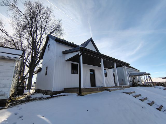 837 W 9th Street, Rushville, IN 46173