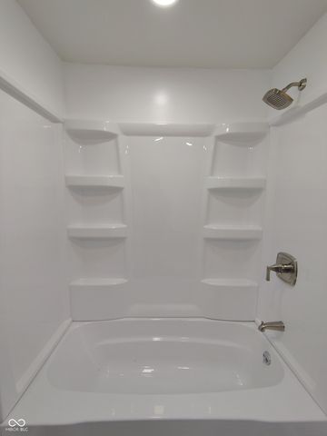 837 W 9th Street, Rushville, IN 46173