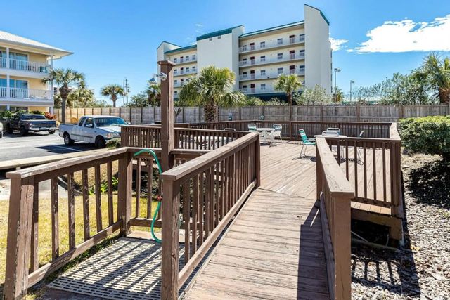 1006 U.S. 98 132, Destin, FL 32541