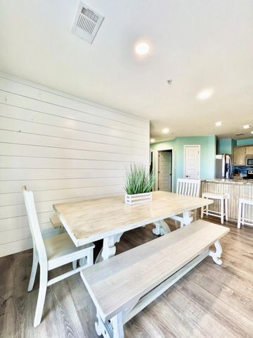 1006 U.S. 98 132, Destin, FL 32541