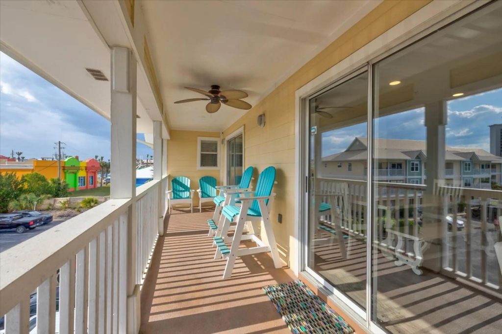 1006 U.S. 98 132, Destin, FL 32541