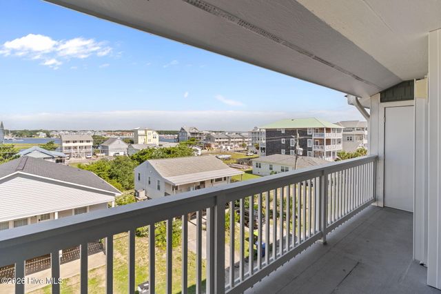 1308 Carolina Beach Avenue N Apt 3c, Carolina Beach, NC 28428