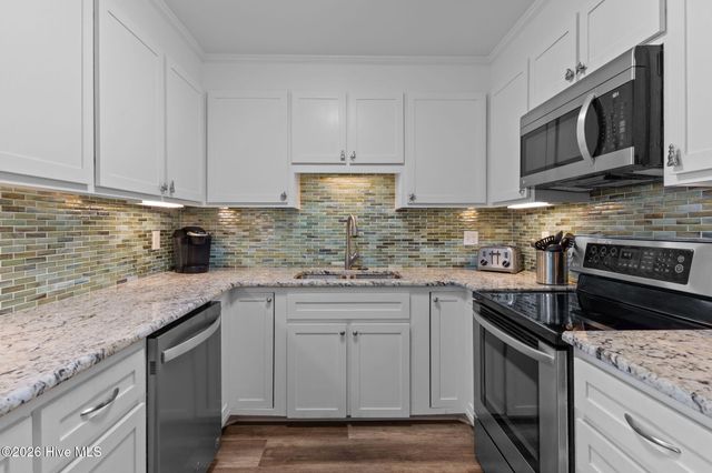 1308 Carolina Beach Avenue N Apt 3c, Carolina Beach, NC 28428