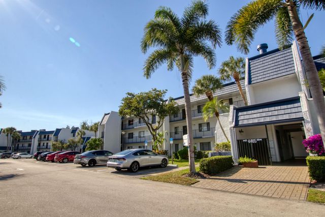 4465 Luxemburg Court 305, Lake Worth, FL 33467